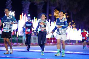 BIB: 2564
                            <button type="button" onclick="openModal(22844255)" class="btn btn-primary btn-sm float-right btn-popup" data-toggle="modal" data-target=".modal-high-quality">
                        <i class="fas fa-shopping-cart"></i> Add to Cart
                    </button>
                                            <button type="button" onclick="isThisMe(22844255, true)" class="btn btn-success btn-sm float-right btn-popup btn-isme hidden" data-toggle="tooltip" data-placement="bottom" title="นี่คือรูปของคุณใช่ไหม คลิกที่นี่เพื่อเอาเข้าอัลบั้ม">
                        <i class="fas fa-plus"></i> Add to album
                    </button>
                    <button type="button" onclick="isThisMe(22844255, false)" class="btn btn-warning btn-sm float-right btn-popup btn-isnotme hidden">
                        <i class="fas fa-ban"></i> Remove from album
                    </button>